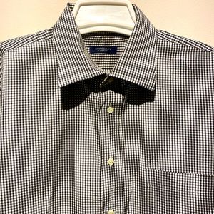 Men’s Burberry Black and White Button Down Shirt. Size XL. Made in USA EUC